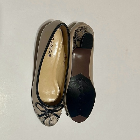 CLASSIQUE Women’s shoes with animal print toe Size 9.5 bone color - Picture 4 of 6